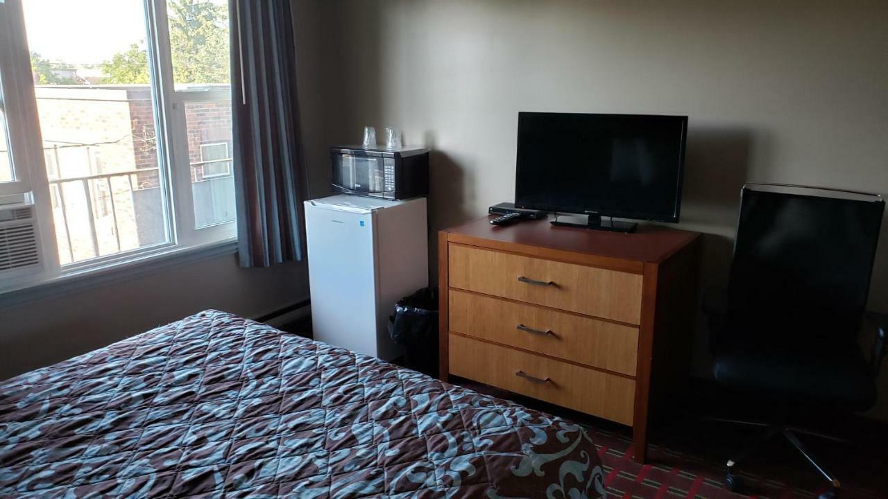 סודברי Belmont Inn מראה חיצוני תמונה